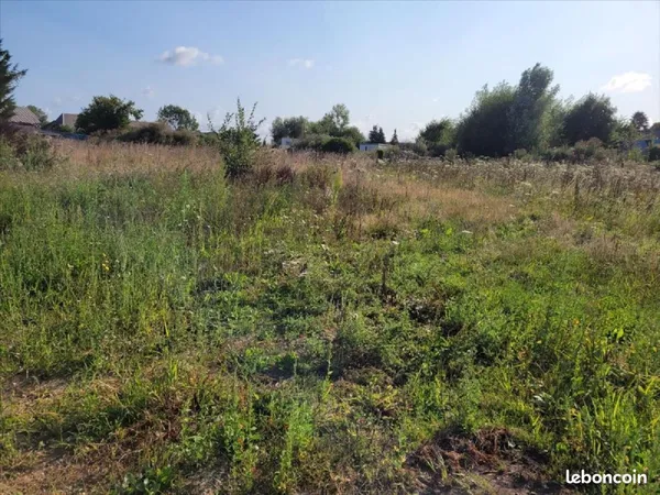 Terrain 832 m² Le Thuit-de-l'Oison 