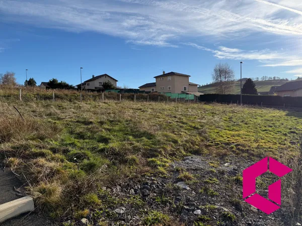 Terrain constructible proche centre-ville Yssingeaux ! 