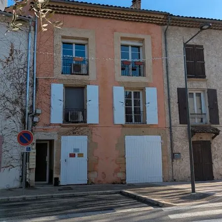 T4 Meyrargues à 20mn d'Aix et Cadarache 