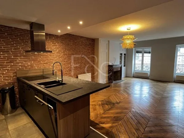 Appartement 2 pièces 55 m² 