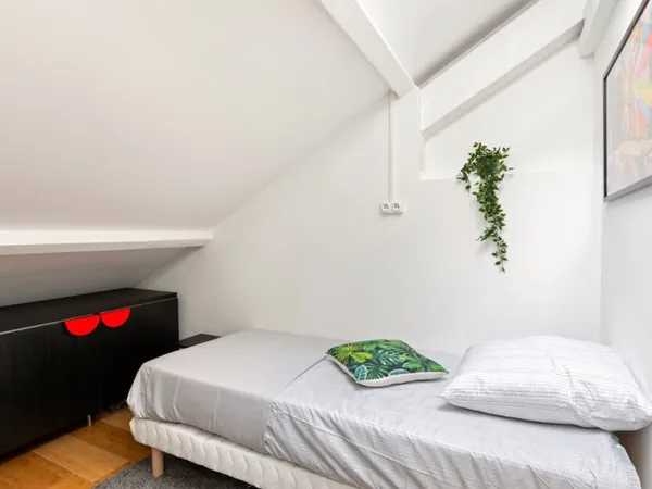 Chambre chaleureuse et lumineuse – 12m²