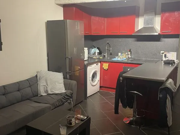 F2 meublé RDC 50m2 libre le 18 décembre 2025 