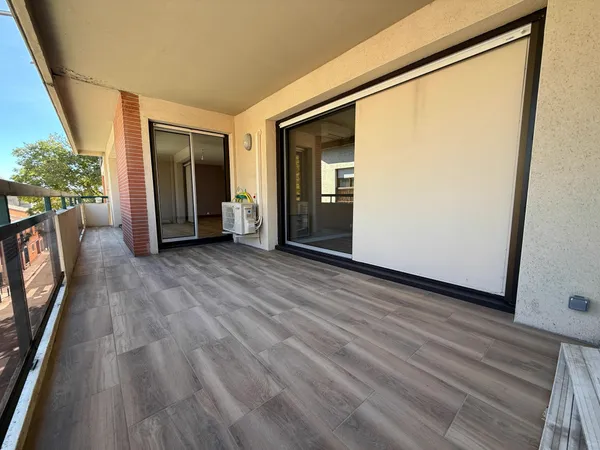 Magnifique Appt T4 de 88 m2 + Terrasse, Cave et Garage Coeur Saint Agne 
