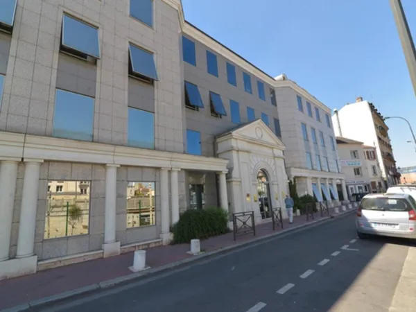 Bureaux 134 m² 