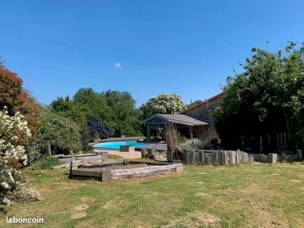 Maison 6 pièces 168 m² 