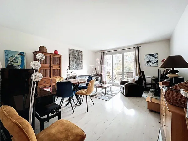 Appartement 4 pièces 77 m² 