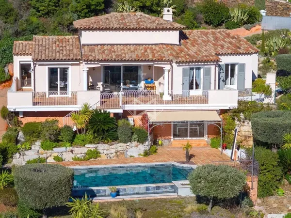 Charmante villa provençale avec vue panoramique 