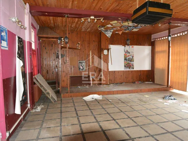 Maison 7 pièces 235 m² 