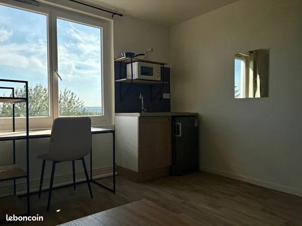 Appartement 1 pièce 12 m² 