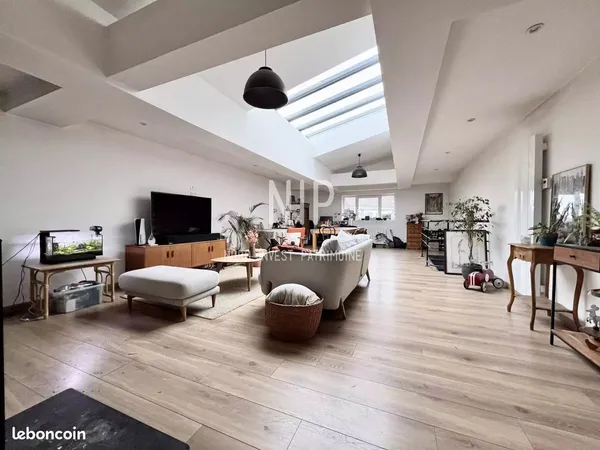 Immeuble 375 m² 