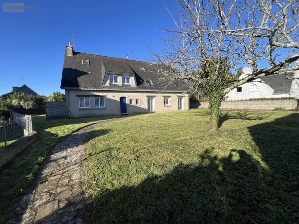 Maison 10 pièces 234 m² 