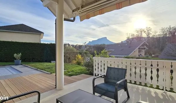 Maison 6 pièces 179 m² 