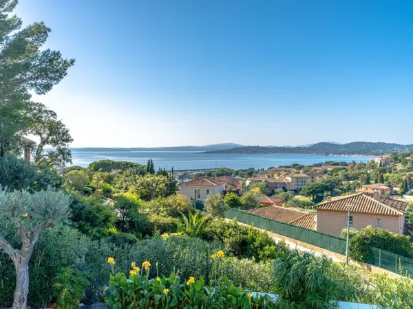 Villa 297 m² 