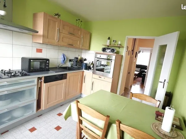 Appartement 4 pièces 80 m² 