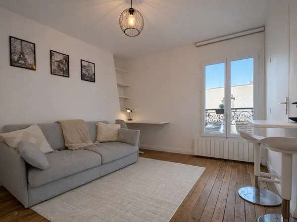 Studio 1 pièce 18 m² 