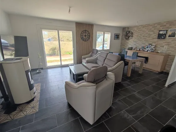 Maison de plain-pied 5 pièces 100 m² 