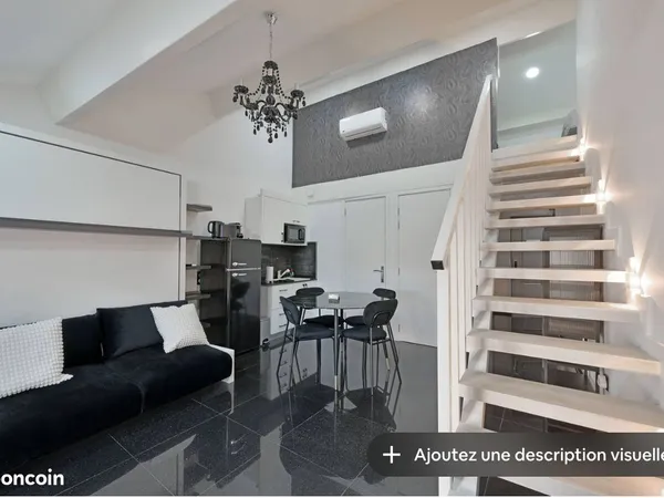 T2 lumineux - 33,6 m² - Avignon intra-muros - 1 070 CC 