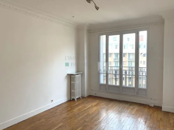 METRO ALESIA 75014! STUDIO VIDE 33M² 6 EME AVEC ASCENSE 