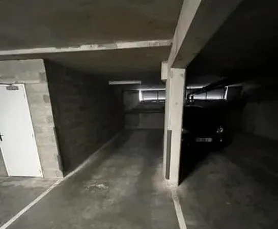Parking double place 