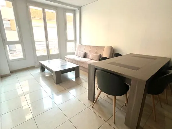 DUPLEX 3/4P NICE 1er et dernier étage 