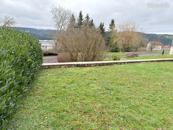 Terrain constructible 1100m2 