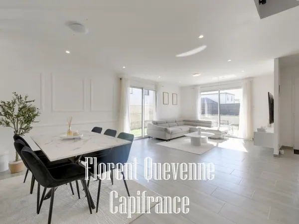 Belle maison contemporaine avec deux suites parentales 