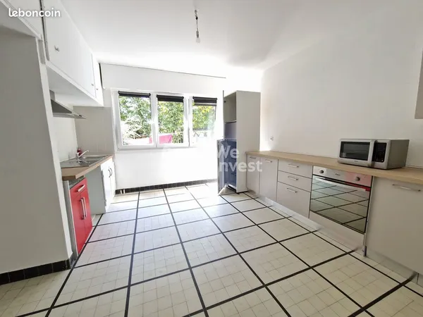 Local 61 m² Woippy 