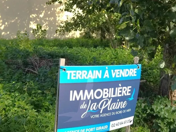 Terrain constructible 480 m² 
