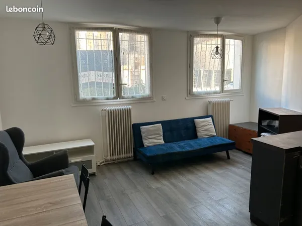 2P 37,89 m² - Rez-de-chaussée - Investissement rentable - RER E + future L15 à 5 min 
