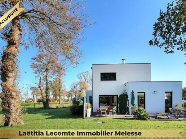 Maison 9 pièces 213 m² 