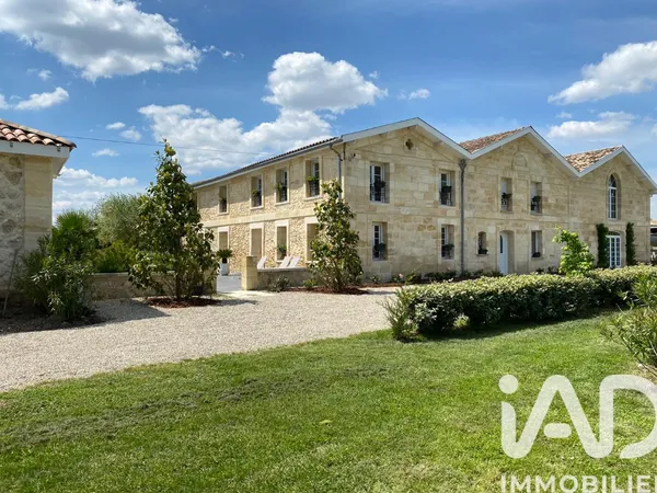 Maison avec appartements 