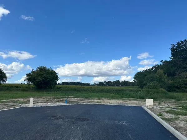 Terrain 900 m² 