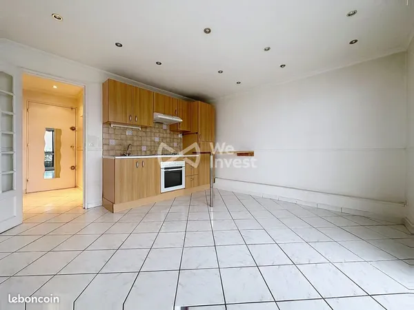 Studio 1 pièce 22 m² 