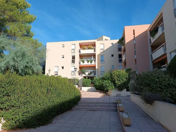 Appartement 1 pièce 32 m² 