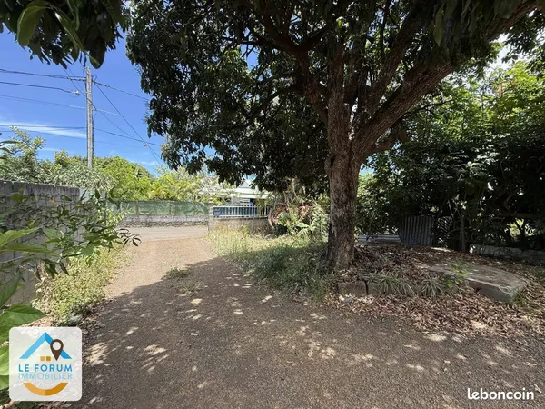 Terrain 290 m² Saint-Pierre 