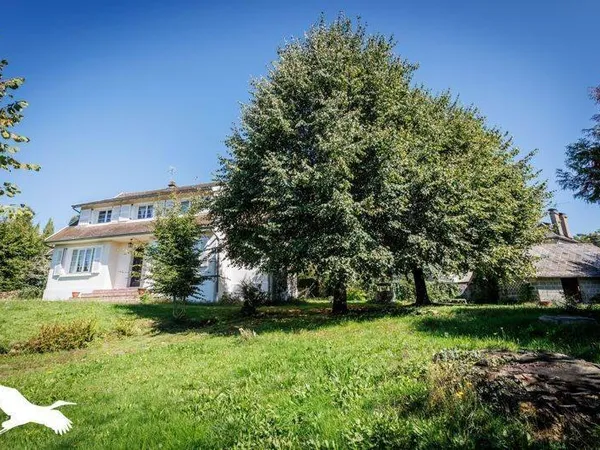 Maison de plain-pied 10 pièces 195 m² 