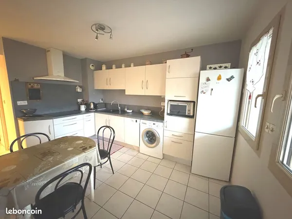 Appartement 3 pièces 77 m² 