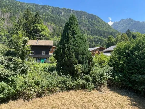 SAINT GERVAIS LES BAINS Chalet T5 108 m2 à rénover 