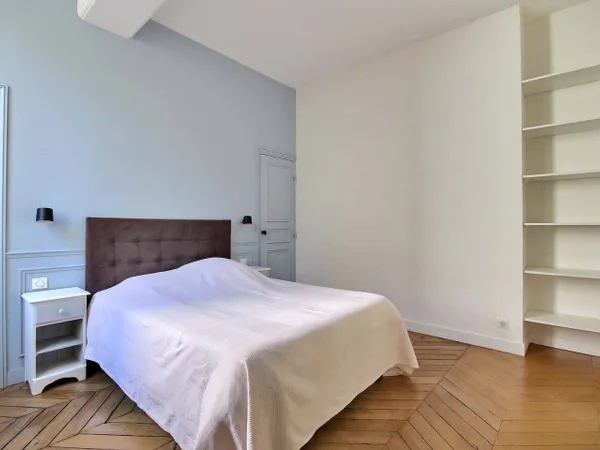 Appartement 1 pièce 67 m² 