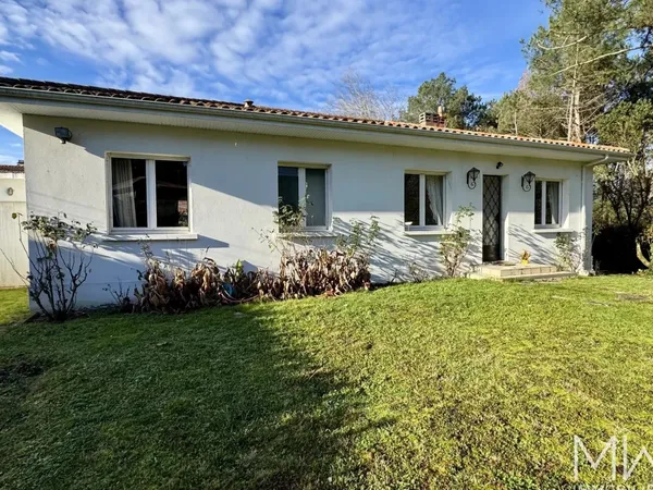 MAISON - PARC FEAU EN LISIERE DE FORET 