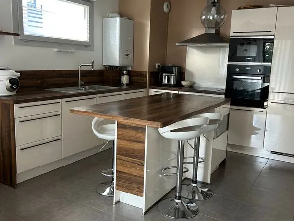 Appartement T4 avec garage et cave 