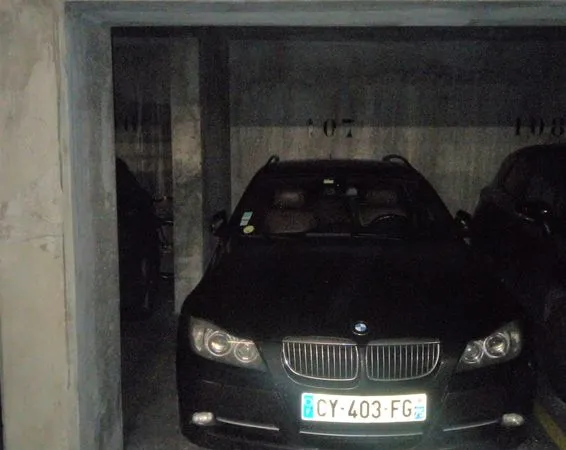 Parking à louer 