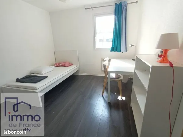 Studio 1 pièce 18 m² 