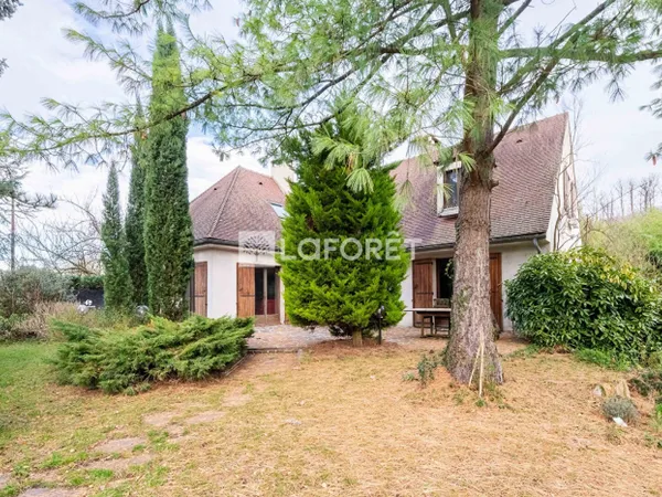 LA CELLE-SAINT-CLOUD ? MAISON FAMILIALE 230M² SUR GRAND TERRAIN 