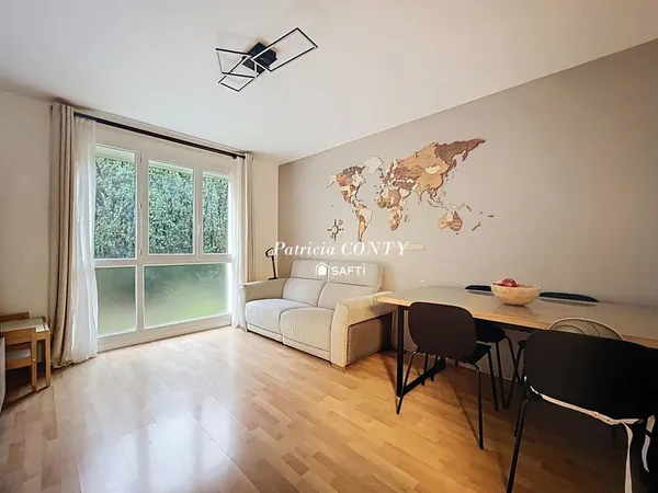 Appartement calme et lumineux à 2 pas du Village 