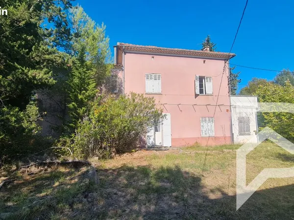 Maison 8 pièces 295 m² 