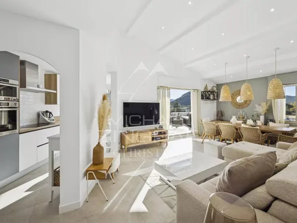 Vends appartement rénové - 95.52m² - 4 pièces, 3 chambres - Mandelieu-la-Napoule 06210 