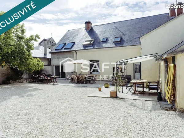 Maison 9 pièces 219 m² 