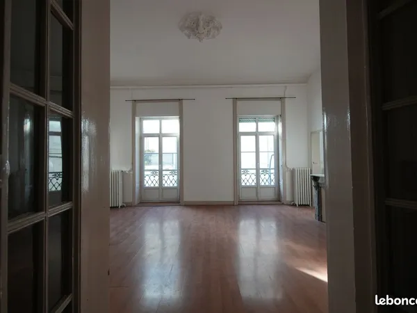 Appartement T2 Immeuble Haussmannien 