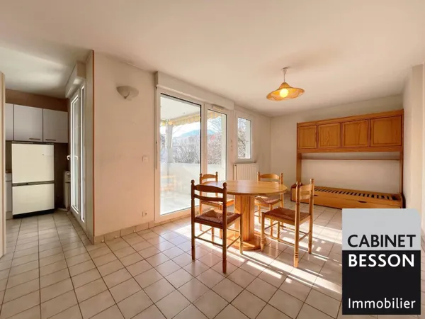 Appartement 1 pièce 38 m² 